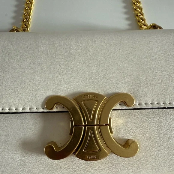 White Leather Bag with Gold Chain - Picture 2 of 4